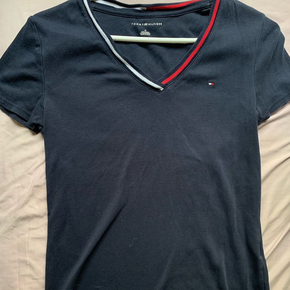 TOMMY HILFIGER V-NECK T-SHIRT WOMEN